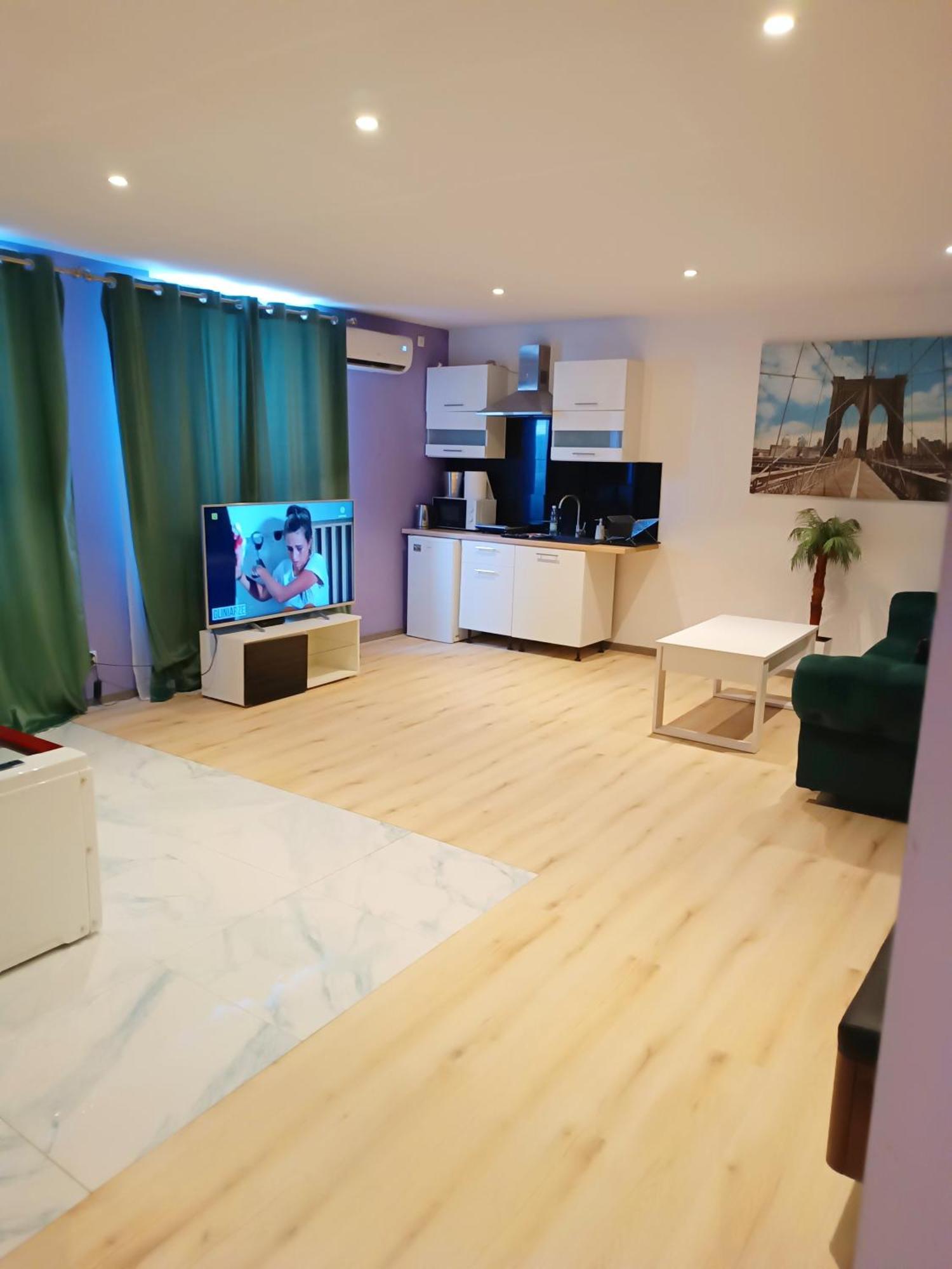 Apartment Jacuzzi, Klima, Wifi, *